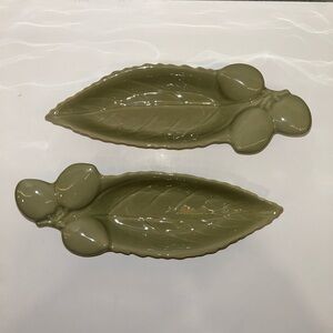 Leaf-Shaped Olive Green Ceramic Plates